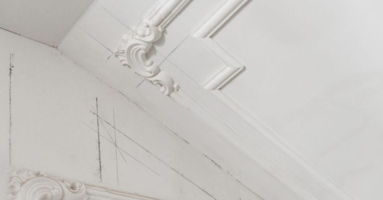 Gesseiro no Jardim Cláudio | Serviço de Gesso em Cotia-SP gesso no teto